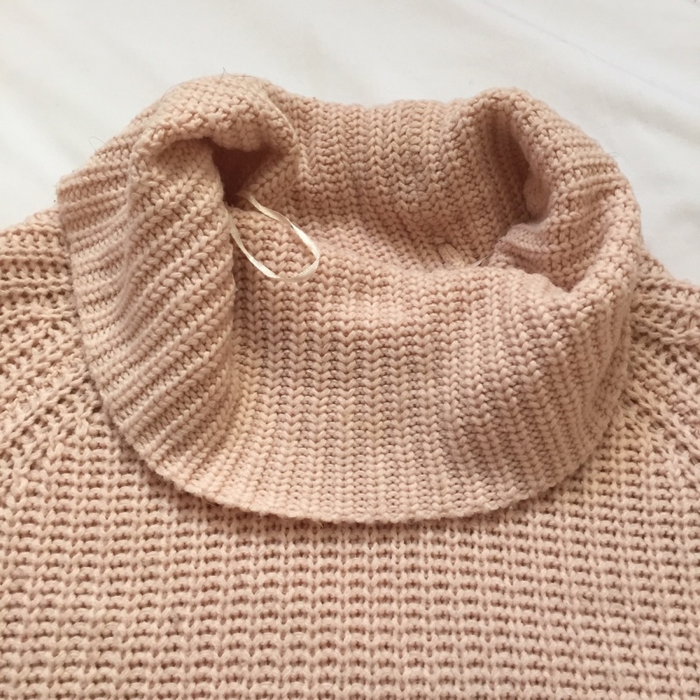 Baby light pink turtleneck knit long sleeve sweate - Picture 5 of 9